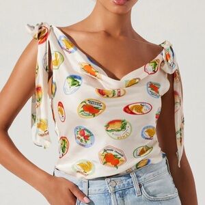 ASTR allexina satin tie shoulder top size Large in ivory fruit cocktail
